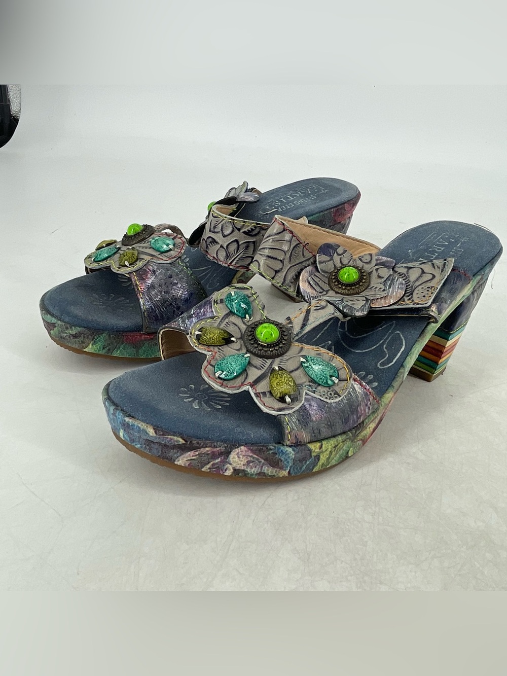 L'Artiste Spring Step Sandals Size 38 7.5 Lilac Painted Leather Multicolor Tan